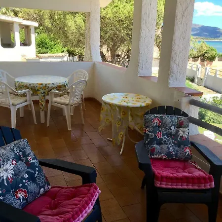 Casa Sulla Spiaggia * 弗里米尼迪夸尔图