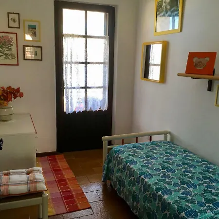 度假居 Casa Sulla Spiaggia 弗里米尼迪夸尔图