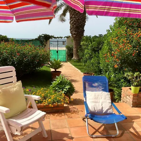 Casa Sulla Spiaggia 弗里米尼迪夸尔图