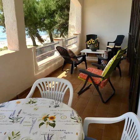 Casa Sulla Spiaggia 度假居 *